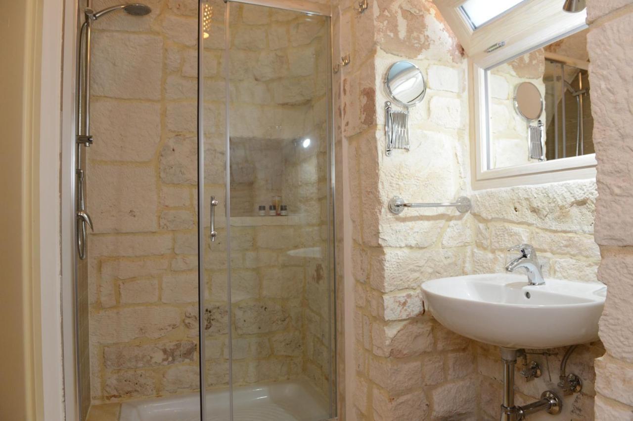 Agritrulli Guest House Ostuni Ngoại thất bức ảnh
