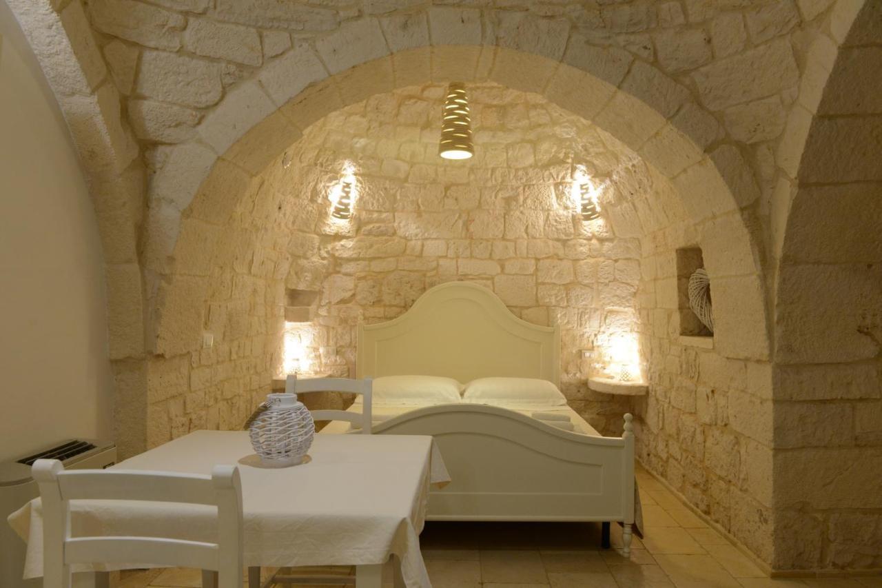 Agritrulli Guest House Ostuni Ngoại thất bức ảnh