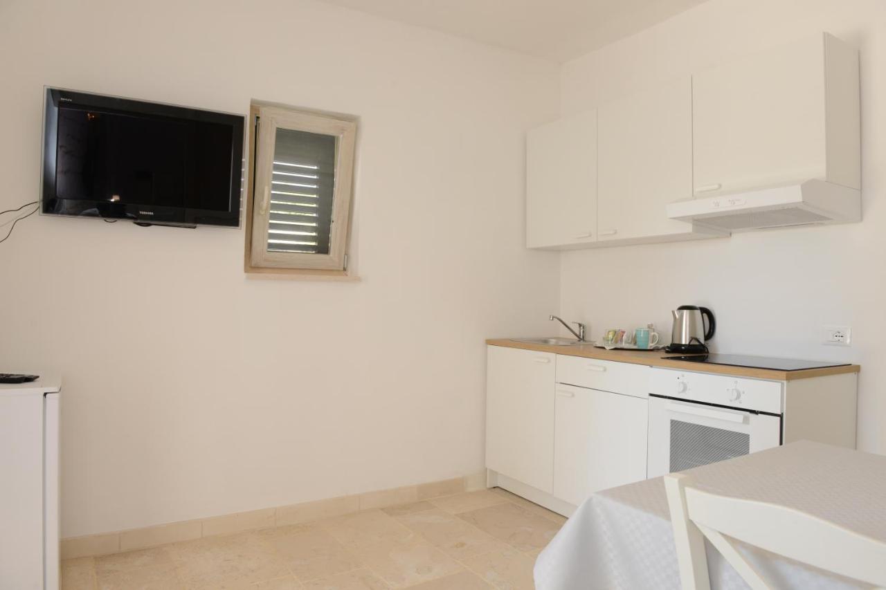 Agritrulli Guest House Ostuni Ngoại thất bức ảnh