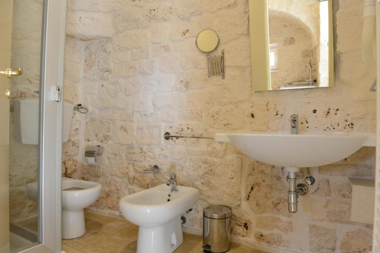 Agritrulli Guest House Ostuni Ngoại thất bức ảnh
