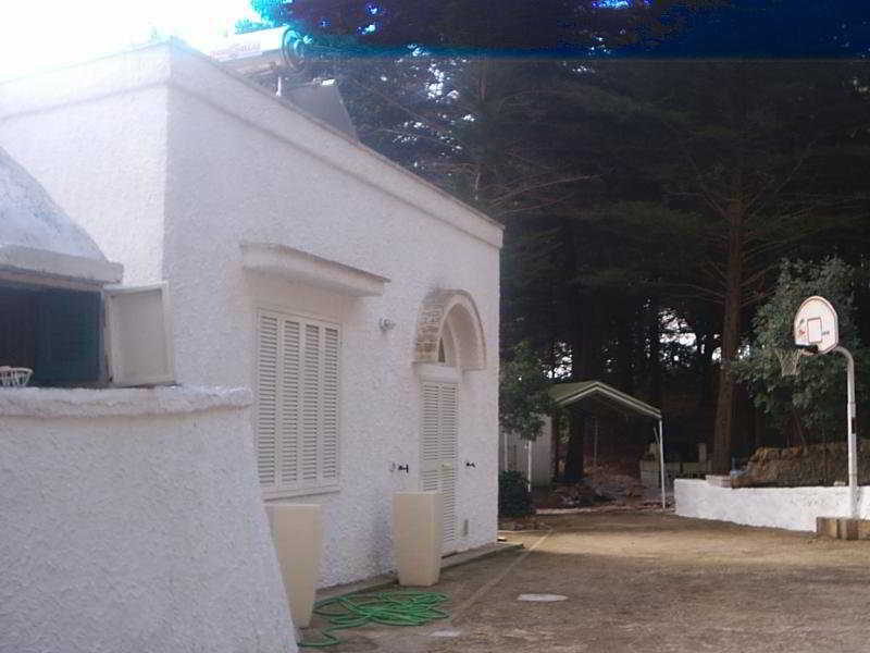 Agritrulli Guest House Ostuni Ngoại thất bức ảnh