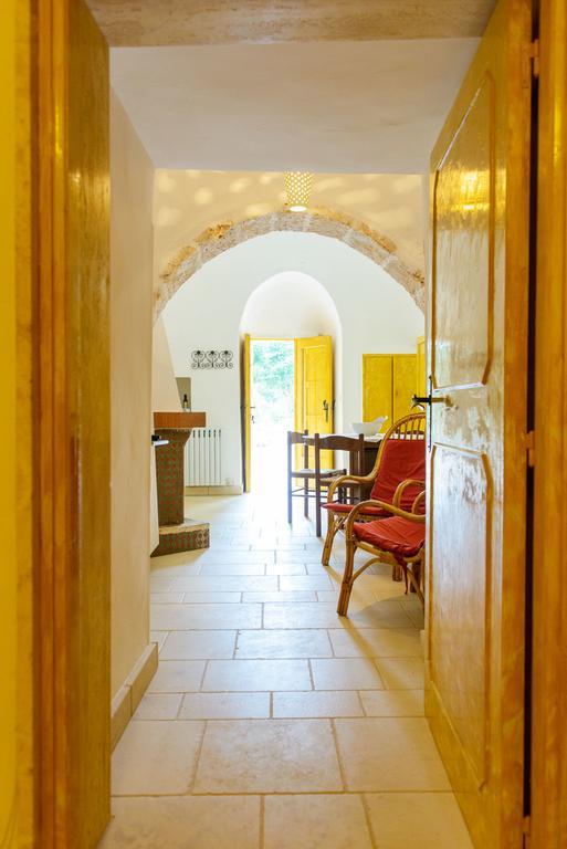 Agritrulli Guest House Ostuni Ngoại thất bức ảnh