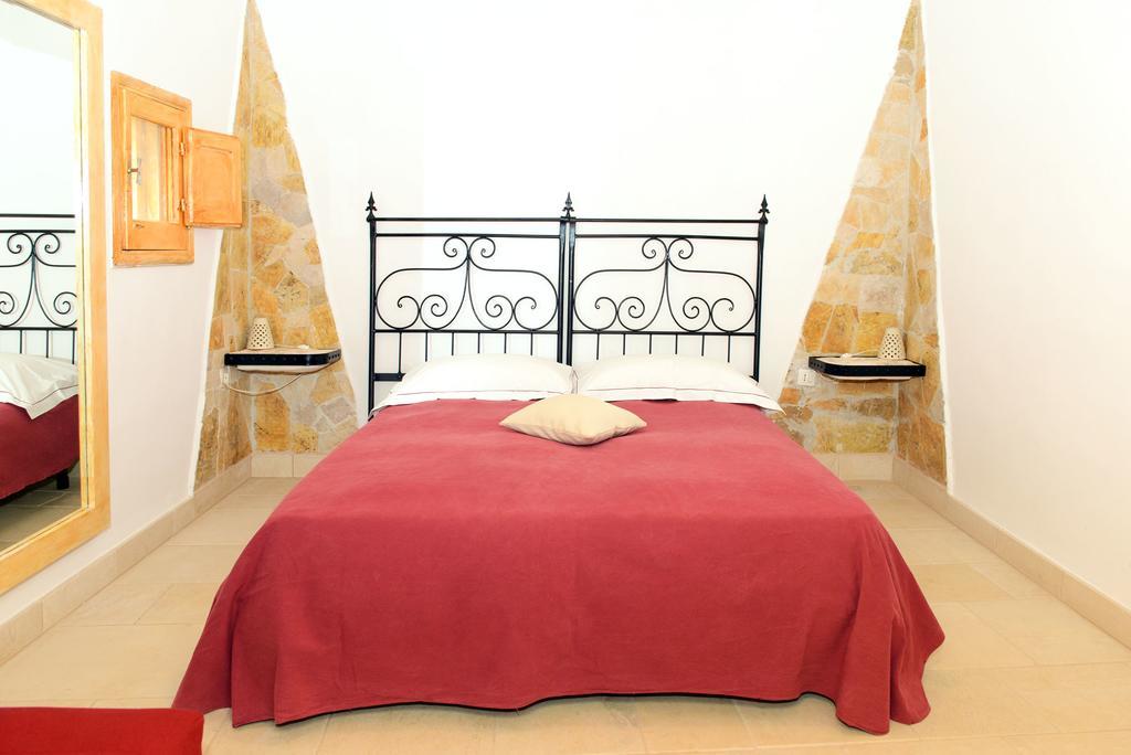 Agritrulli Guest House Ostuni Ngoại thất bức ảnh