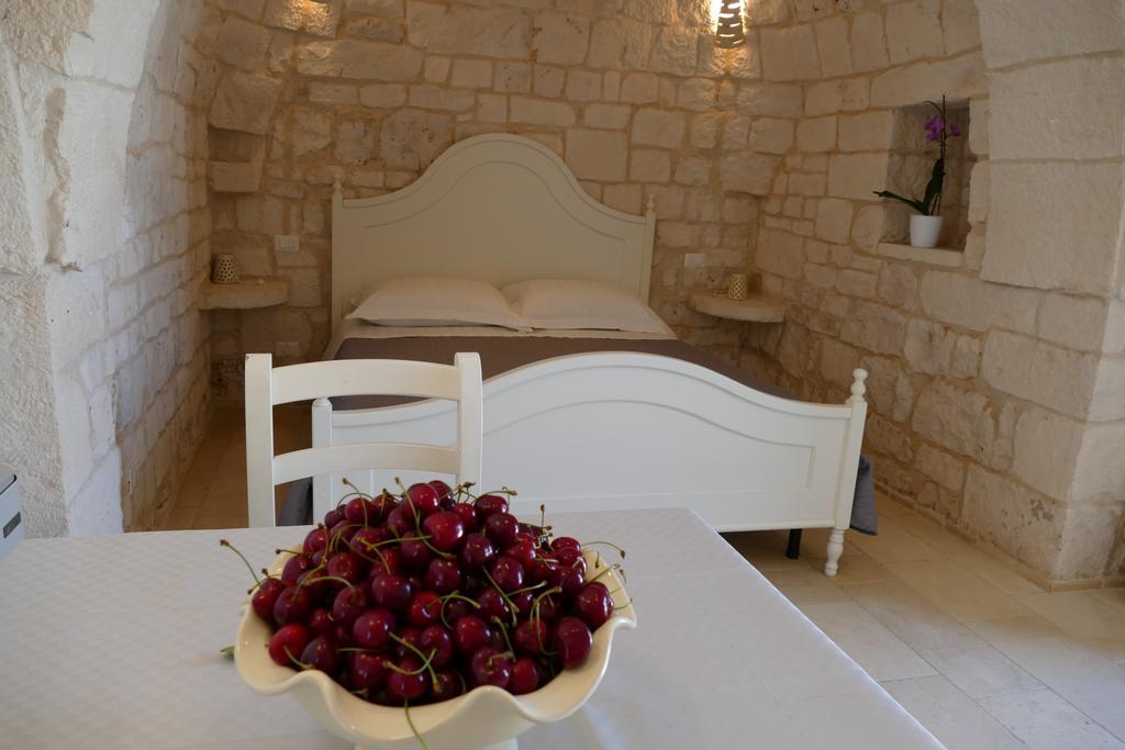 Agritrulli Guest House Ostuni Ngoại thất bức ảnh