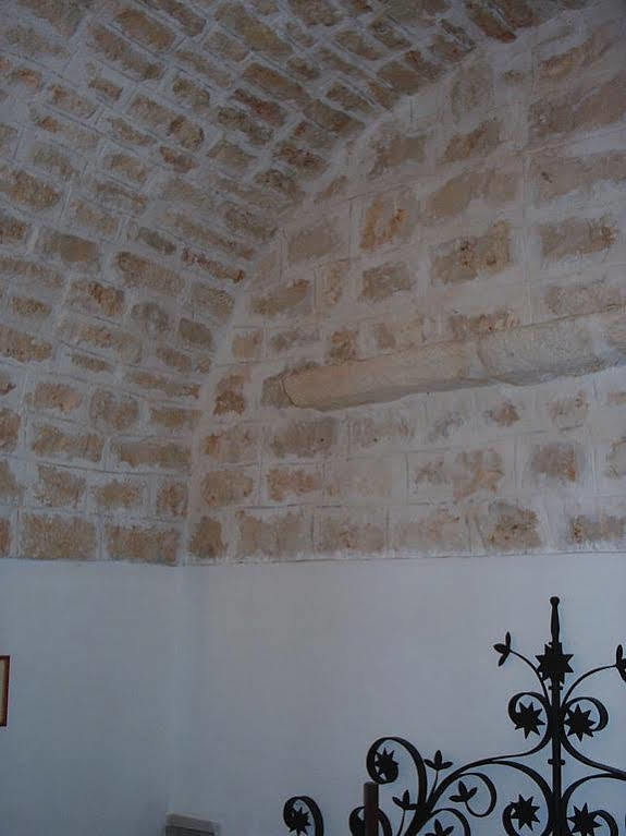 Agritrulli Guest House Ostuni Ngoại thất bức ảnh